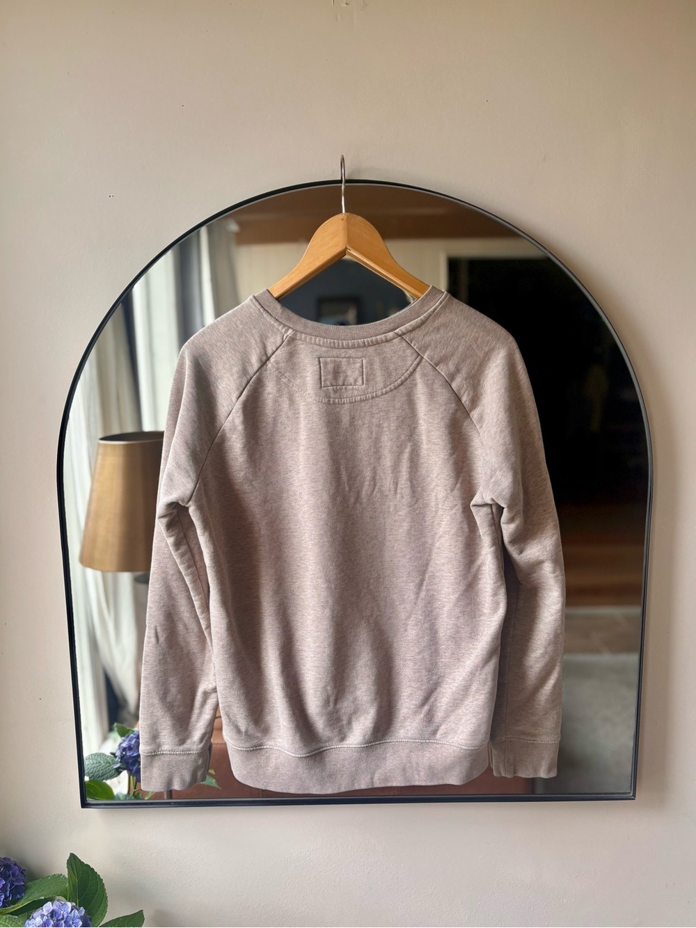 GROWN IRELAND | organic cotton flower crew | size medium - Picture 3 of 5
